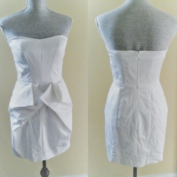 BCBGeneration Strapless Pleated Origami Dress - Sateen White - Size 0 - Picture 5 of 16